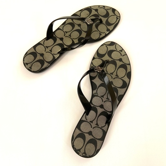 Coach Trixie Black Flip Flop Sandals With Signature “C” Metallic Logo, Size 9B - Picture 2 of 14